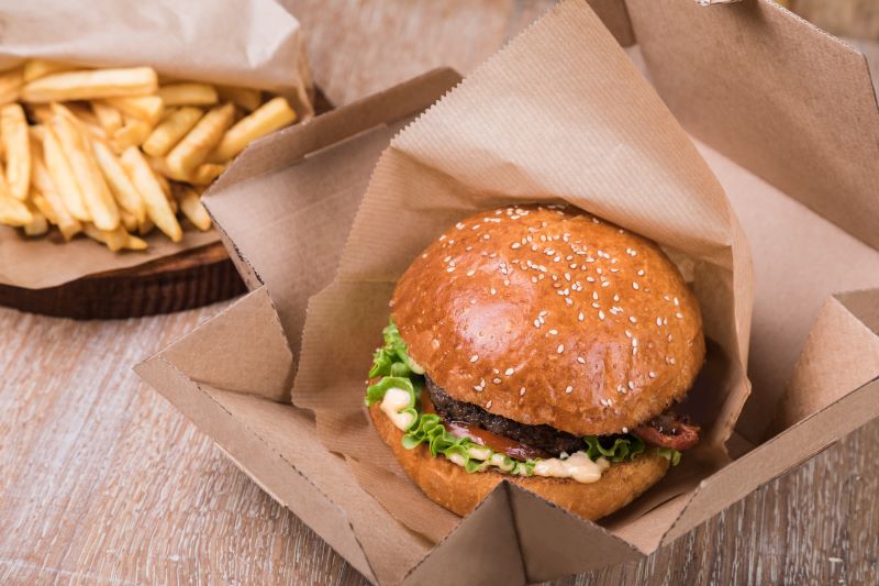 burger-on-a-wooden-board-1